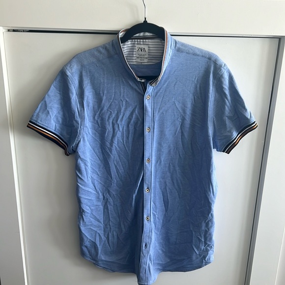 Zara Button Up - Picture 1 of 3